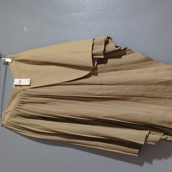 COPY - Anthropologie Peated lHigh-Low Skirt - Picture 10 of 10